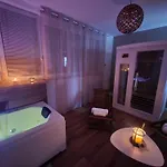 Evasion Urbaine - Balneotherapie - By La Caenciergerie Lägenhet *